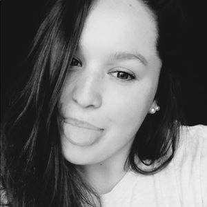 Meet your Posher, Kylee